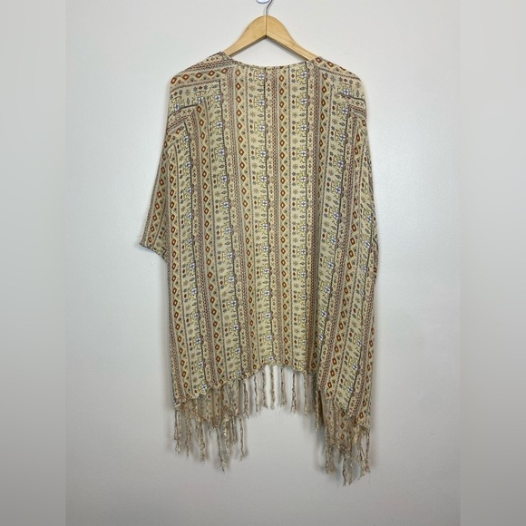 LAGACI WESTERN PRINT BOHEMIAN FRINGE TOPPER S/M BEACHY SUMMER - Picture 2 of 8